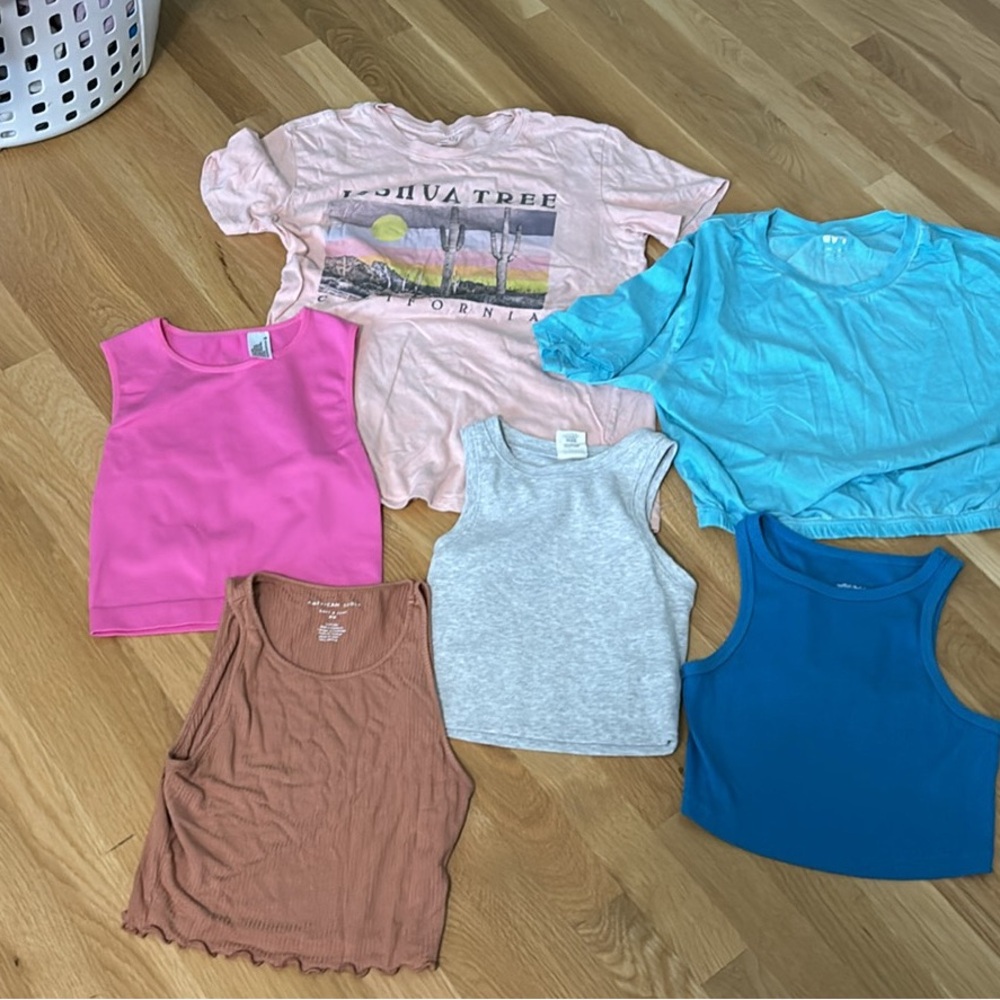 Assorted Size Small Tops - image 3